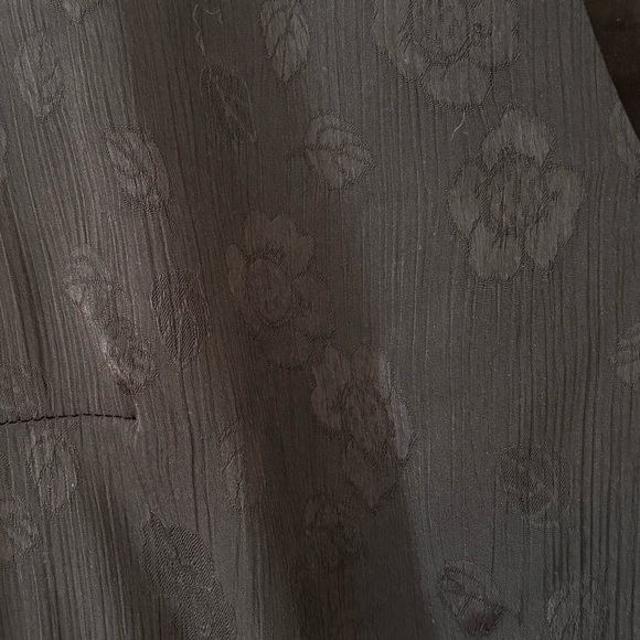 ZESICA Black Tiered Midi Dress – Puff Sleeve V-Neck – Size Small - Picture 3 of 4